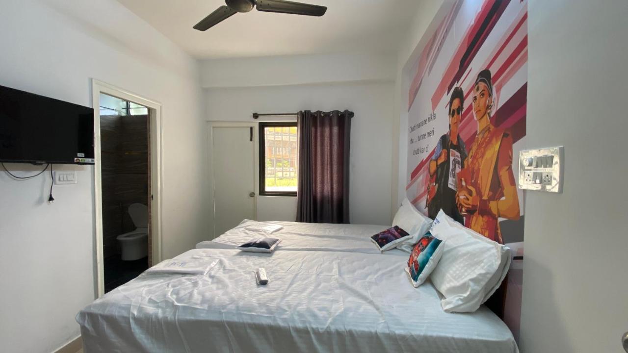 C Suites - Royal Homes II Short & Long Stays Bangalore Eksteriør billede